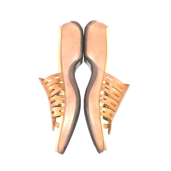 Sold! - Picture 6 of 8